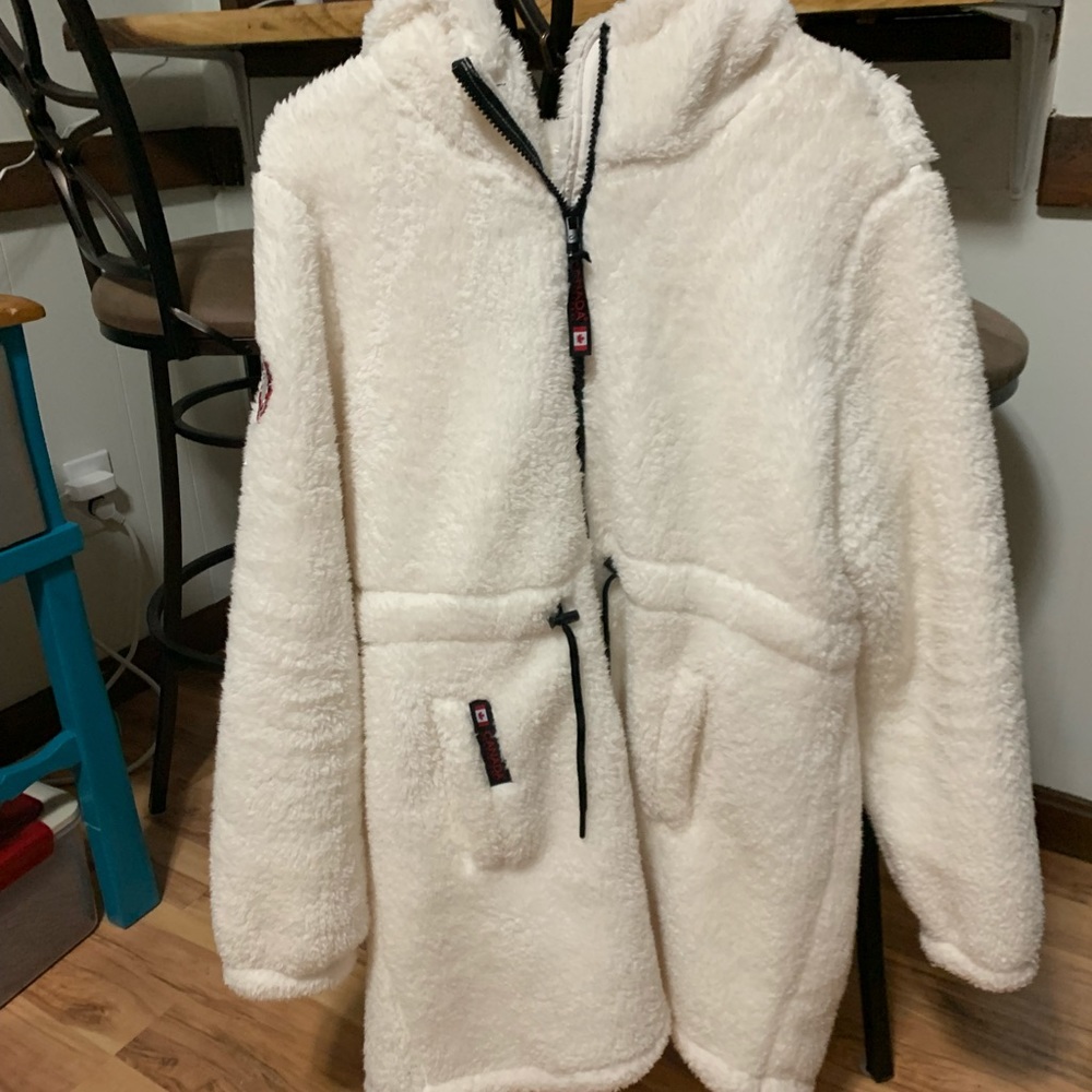 Canada Weather Gear fleece zip jacket